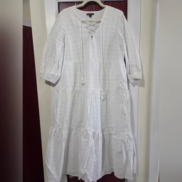 Brooks Brothers White Eyelet Lace-Up Midi Dress, Sz 6 - Picture 3 of 5
